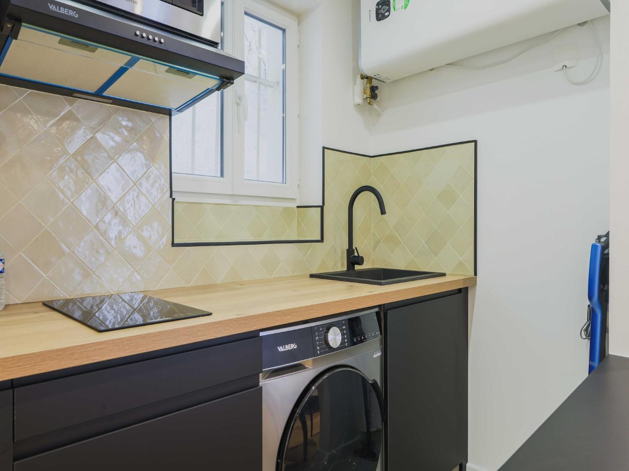 Appartement Modern - 4p- Sacre-c Ur *